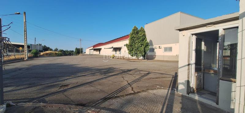 Foto 7b1aed9f-8550-49b9-aa82-980e1505c459. Bâtiment à usage industriel dans Balaguer