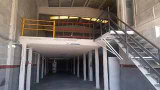Rent Industrial building in Mas Trader-Corral d´En Tort-Corral d´En Cona. Fantástica nave industrial en alquiler en cubelles les salines