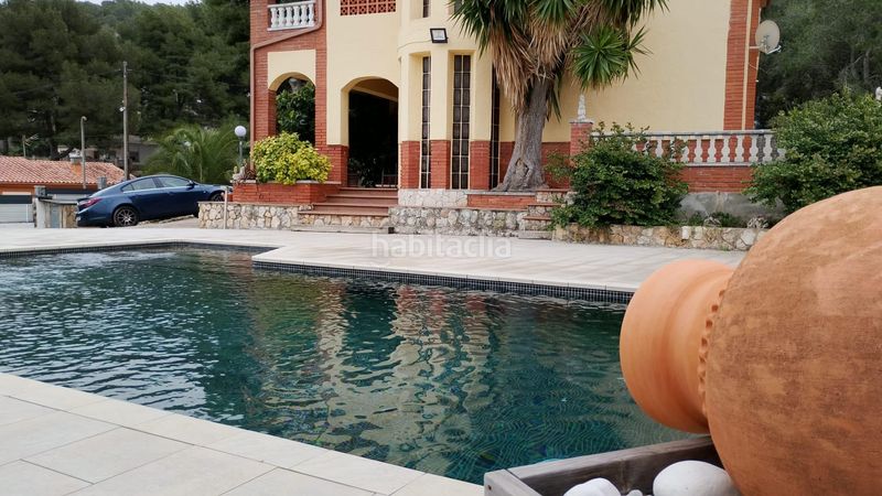 Foto a56c806c-657c-4e13-8dbe-9153bb345c16. Casa amb aparcament a Mas romeu Calafell