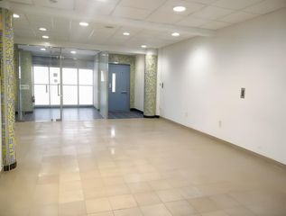 Lloguer Local Comercial a Centre. Local comercial en mollet varios usos