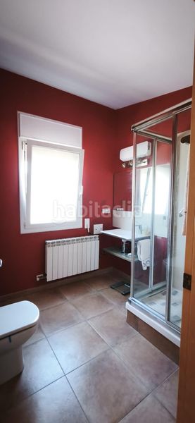 Foto dedfab81-56b8-4e12-9791-6b5c73bf77e7. Xalet amb aparcament a Urbanitzacions Argentona