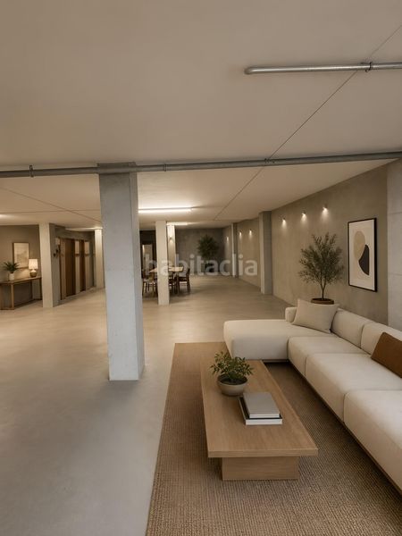 Foto 8ae3a5fd-541f-4dd7-a448-50c0a7d15acc. Local comercial a Llevant Igualada