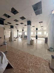 Local Comercial a El Tancat-Mas d´en Gual. Gran local en el vendrell de 570 m2