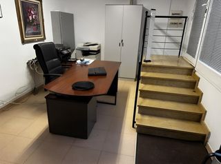 Office space in La Geltrú-Sant Jordi. Fantástica oficina en zona upc 165 m2