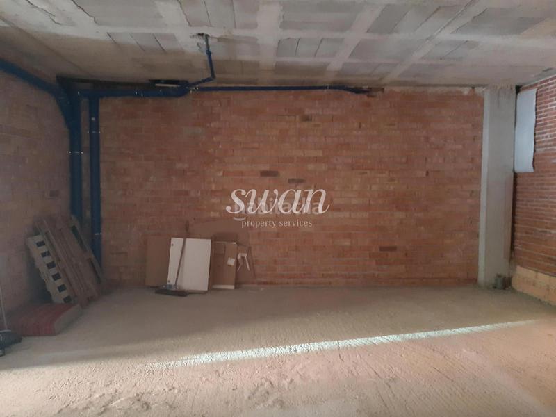 Foto 71377be7-2c68-4985-af57-89880a7573e7. Local commercial dans Sant Fost de Campsentelles