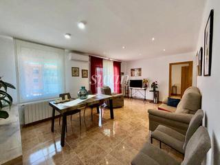 Etagenwohnung  Mossen a. rodamilans,de. Piso luminoso y bien distribuido en terrassa