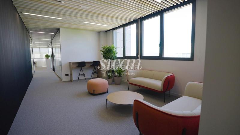 Foto c6f5e9a3-624b-4516-bc24-7ffe80d3583d. Lloguer oficina a pau vila 3 a Volpelleres Sant Cugat del Vallès