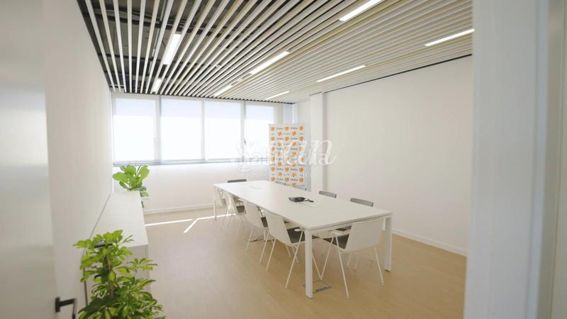 Foto 597f0953-cfd5-4ba1-9757-05868f777fd2. Location bureau dans pau vila 3 dans Volpelleres Sant Cugat del Vallès