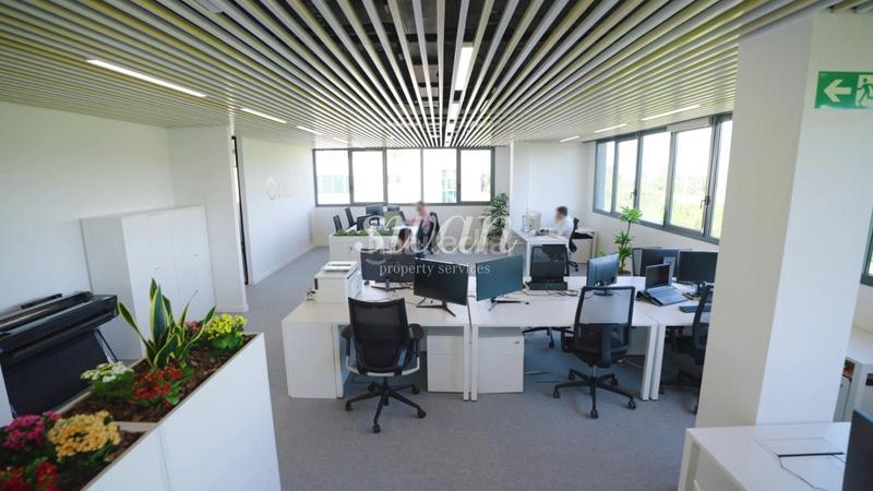 Foto 9c367533-c171-46cc-a173-4a3bd41ad05c. Location bureau dans pau vila 3 dans Volpelleres Sant Cugat del Vallès