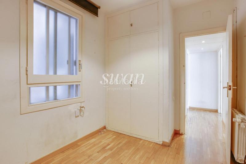 Foto 13a20ace-c606-47a9-8110-b3b0376395cd. Piso  en venta en el barrio de sagrada família . en Barcelona