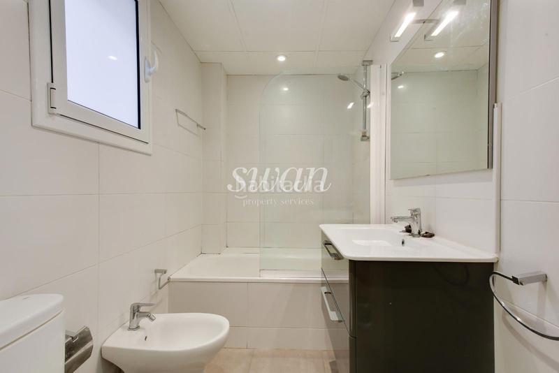 Foto 2eaed0a3-36d0-4d3d-9be0-6779ca8a0e9d. Piso  en venta en el barrio de sagrada família . en Barcelona