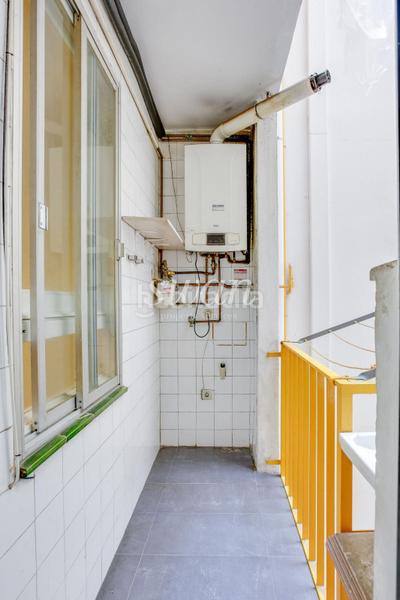 Foto 96b47353-cf34-442d-a315-97438d96ab1f. Piso  en venta en el barrio de sagrada família . en Barcelona