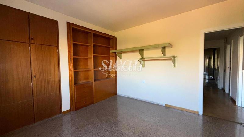 Foto 94490c5a-35b7-4339-90df-59466082b3b5. Ático  en venta en el centro en Barri del Centre Terrassa