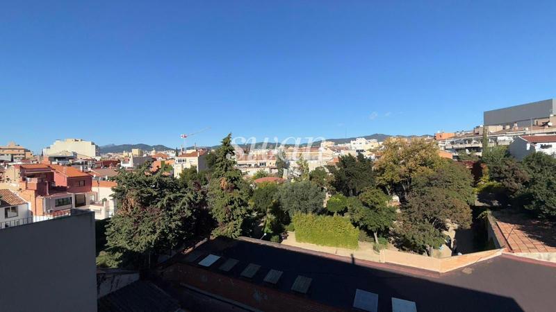 Foto f032fa81-d23f-4b90-af19-c3e7dd3864b0. Ático  en venta en el centro en Barri del Centre Terrassa