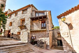 Country house  Plaça major. Casa de pueblo para entrar a vivir