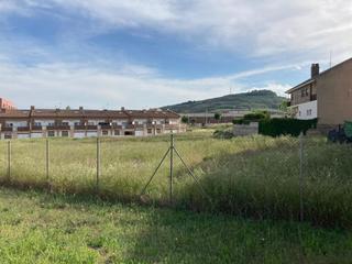 Terreny residencial a Carrer laureà figuerola 9. Terreno con proyecto 5 casas