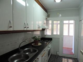 Appartement  Carrer santa anna. Primero con cuatro habitaciones