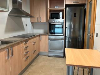 Etagenwohnung in Vilanova del Camí. Primero con tres habitaciones