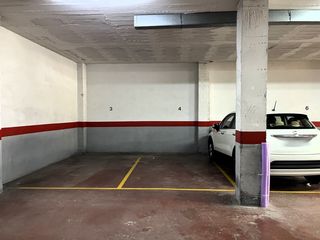Parking coche en Carretera de valls 49. Plaza de estacionamiento en venta