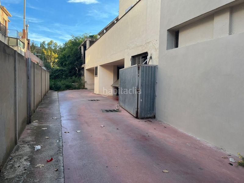Foto e881e9bc-136a-474e-b023-2608b388f5c3. Car parking in carretera de valls 49 in Santa Margarida de Montbui