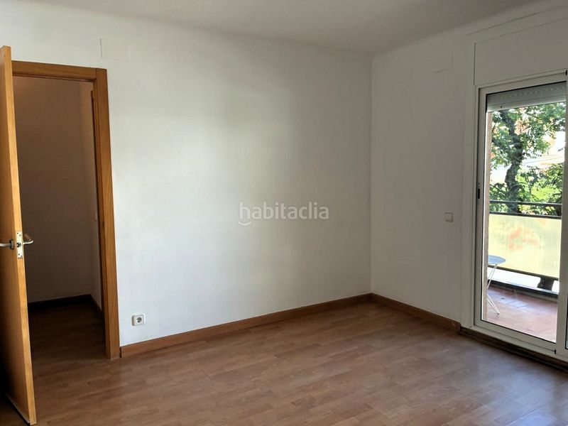 Foto accdf304-a51b-45bb-a42a-fee0b80fd93e. Pis amb calefacció aparcament a Llevant Igualada