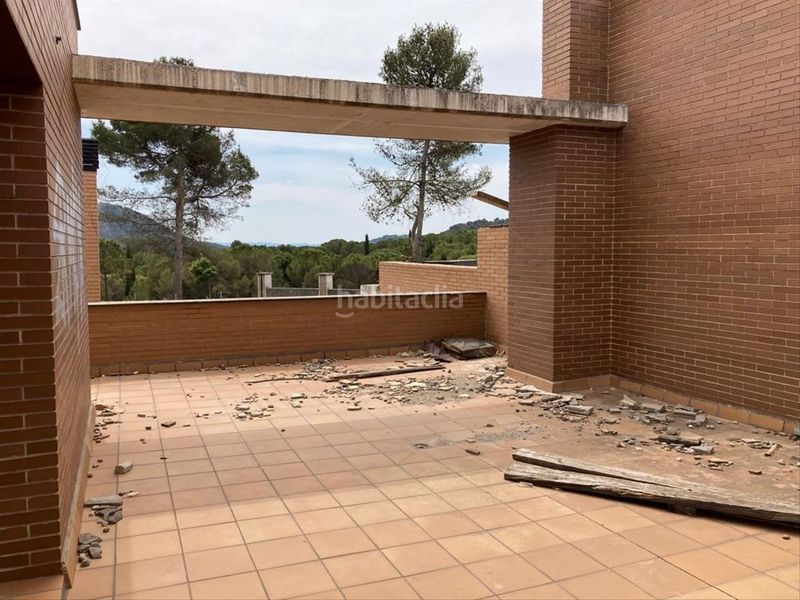 Foto bcb3563f-ec20-4874-a20b-aefdd80163ec. Casa amb aparcament a Torre de Claramunt (La)