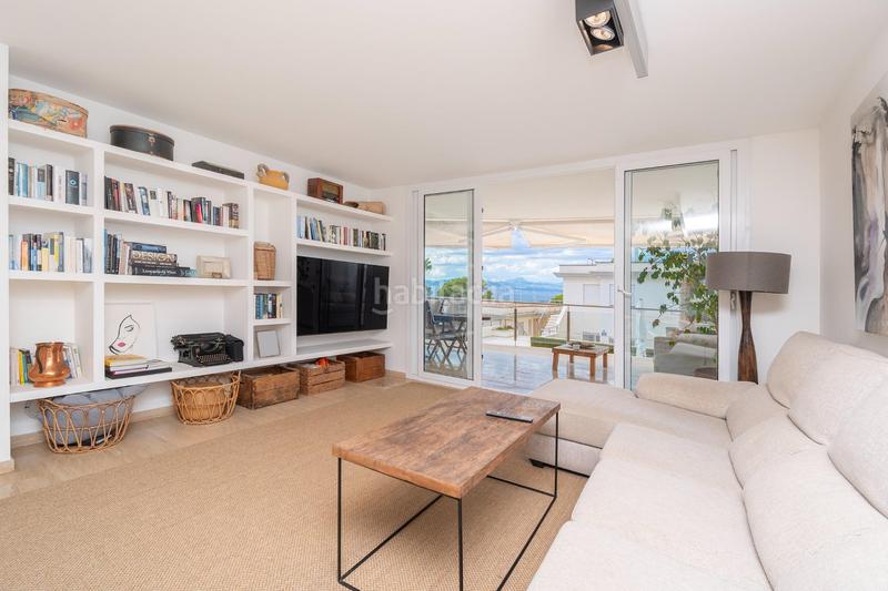 Foto 244d3205-6d9a-4a41-a426-07743e4710fc. Alquiler piso vive el mediterraneo piso con piscina y mar a tus pies en Llucmajor