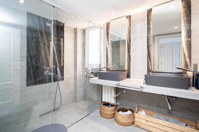 Foto eda60bce-85c1-4d75-bf57-f94ade0adea7. Alquiler piso vive el mediterraneo piso con piscina y mar a tus pies en Llucmajor