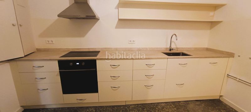 Foto f3c7efd8-c8b4-4c73-b28c-5d89451d314d. Alquiler piso se alquila vivienda con historia, luz y carácter en el corazón de palma en Palma de Mallorca