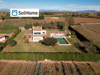 Casa a Albons. Con un encanto especial