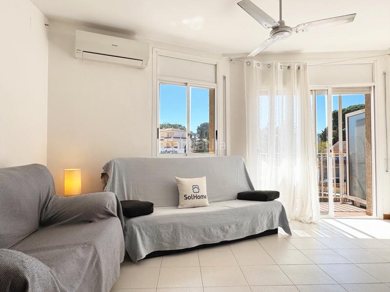 Foto 0d3dafe3-4191-480c-a881-a58b93251e55. Apartamento en avinguda de montgó 9 con vista lateral al mar en Escala (L´)