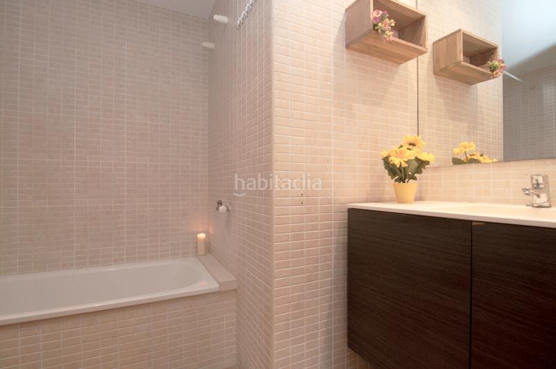 Foto ce2fb6d0-ea8c-4b78-8d92-77f9a0575880. Apartament a carrer tramuntana 32 a Eixample Residencial Escala (L´)