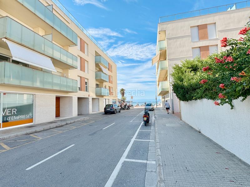 Foto 3e91bfc7-c810-48ed-bcfc-61986c510709. Apartamento en avinguda Riells 94 primera línea de playa en Escala (L´)