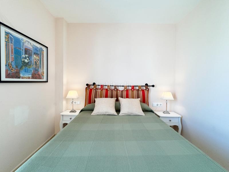 Foto 46ce4935-ad52-4d0a-a928-7a0b56e6addd. Apartamento en avinguda Riells 94 primera línea de playa en Escala (L´)