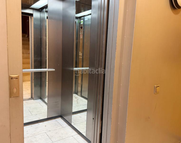 Foto 4d096f2a-4ee8-4746-8739-1b5fa1c03fe9. Apartamento en avinguda Riells 94 primera línea de playa en Escala (L´)