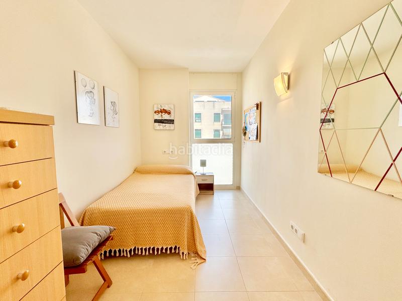 Foto b39e5633-c905-487e-b444-c97455cabebe. Apartamento en avinguda Riells 94 primera línea de playa en Escala (L´)