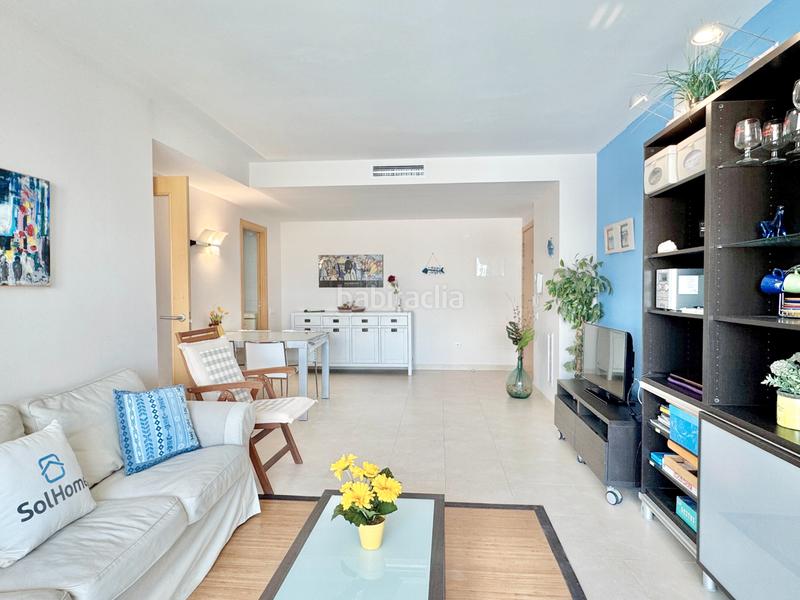 Foto bb40f8fe-0a76-4b35-926d-222c460884dd. Apartamento en avinguda Riells 94 primera línea de playa en Escala (L´)