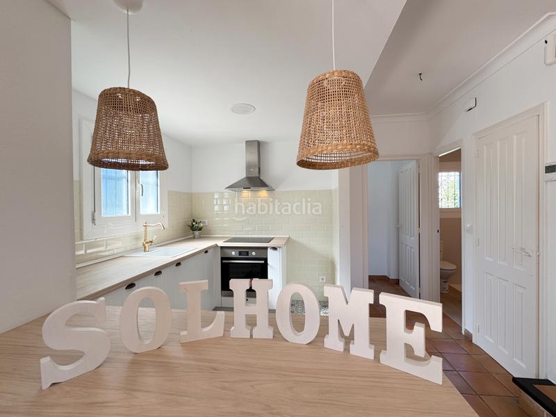 Foto 4580b050-43a0-451d-986c-8228b606a88a. Maison jumelée avec cheminée chauffage parking piscine dans Escala (L´)