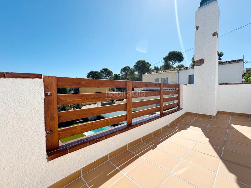 Foto 5200d823-6809-47ea-bfb8-638ba48877a3. Maison jumelée avec cheminée chauffage parking piscine dans Escala (L´)