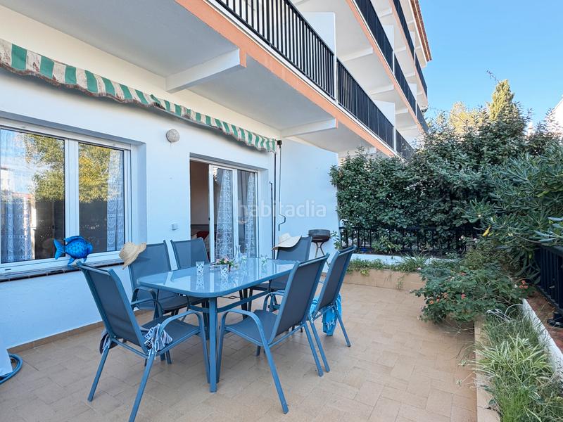 Foto 1870b88f-2cc8-4fe8-b26c-1c388dad48b8. Piano terra in plaça castelló d'empúries 6 in Riells Escala (L´)