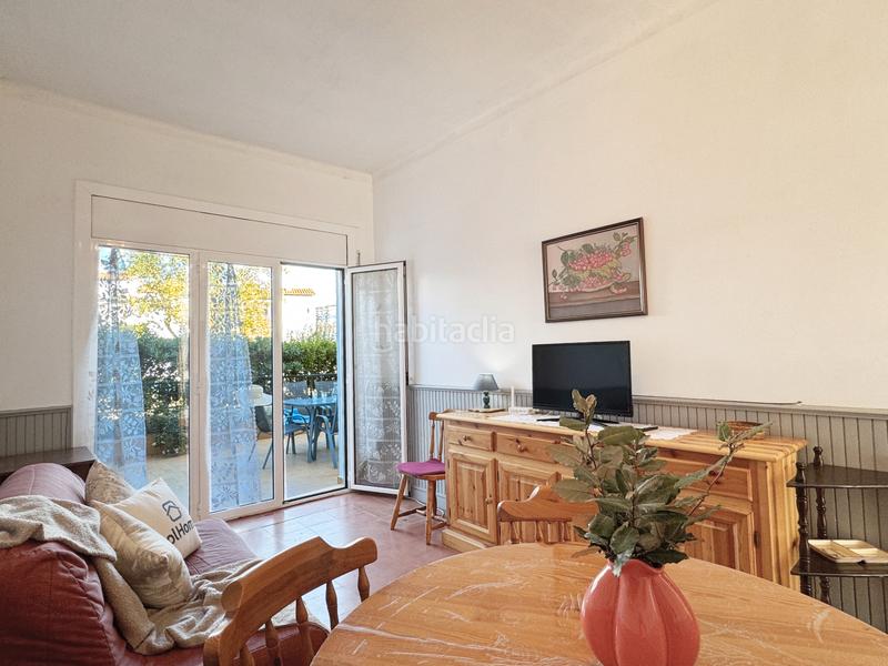 Foto 3e6eb65c-a2b2-4648-9035-5f9926af32df. Piano terra in plaça castelló d'empúries 6 in Riells Escala (L´)