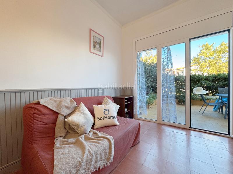 Foto 53423dfa-12d5-4818-8cc8-3b91f29846b9. Piano terra in plaça castelló d'empúries 6 in Riells Escala (L´)