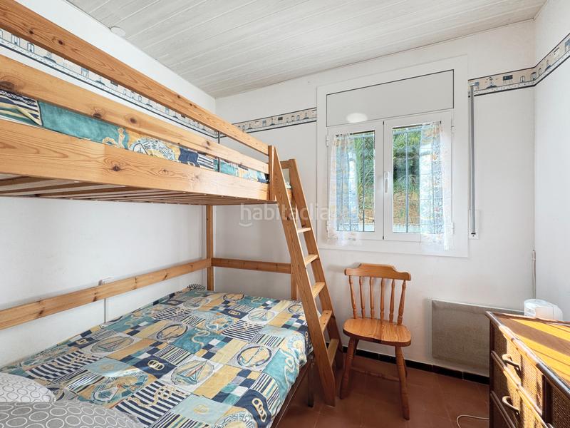 Foto 719d3152-3167-4957-b16a-1c05412f6516. Piano terra in plaça castelló d'empúries 6 in Riells Escala (L´)