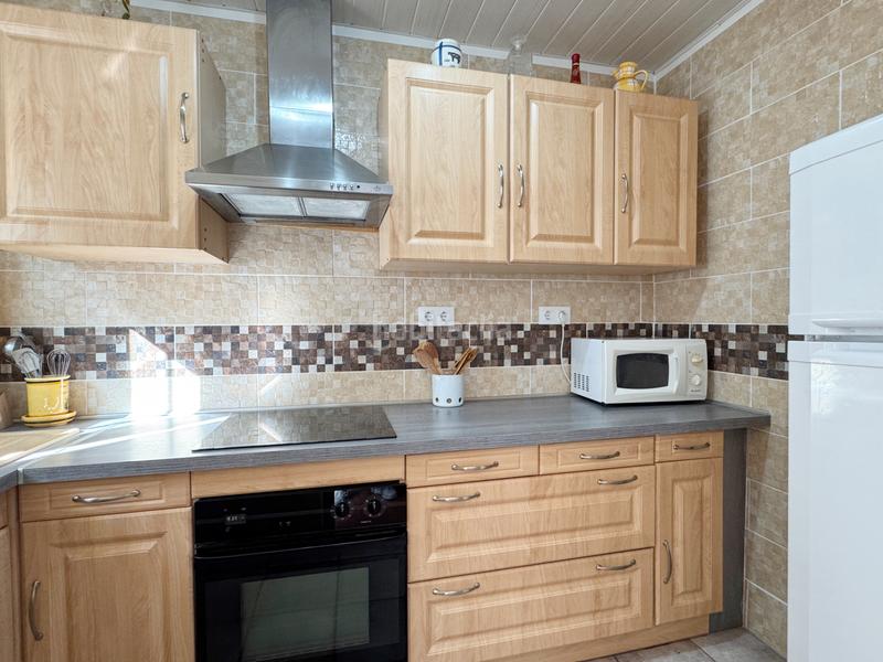 Foto 7504f2d9-d547-431c-af7b-be7d27ac539a. Piano terra in plaça castelló d'empúries 6 in Riells Escala (L´)