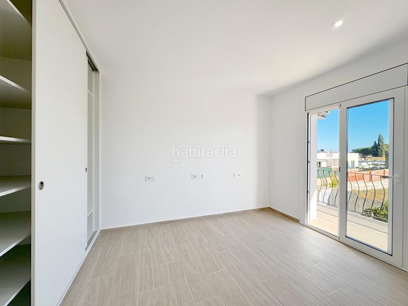 Foto 548f09ea-ec5b-43d0-9460-22a95f9d74c4. Appartement dans carrer lleida 21 dans Riells Escala (L´)