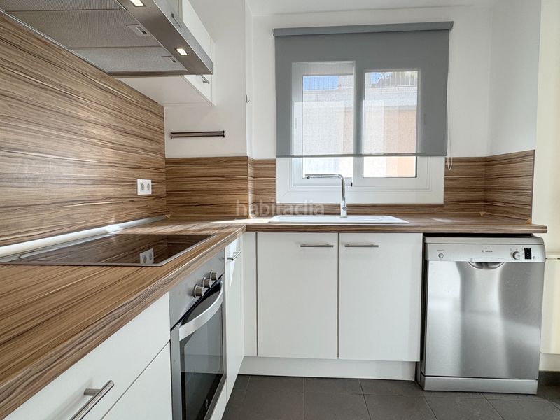 Foto 4e54f800-ba4d-42a2-a149-4a5146144631. Apartament a carrer del mig 6 a Nucli Antic Escala (L´)