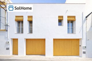Reihenhaus  Carrer del pintor joan massanet 55. Para estrenar
