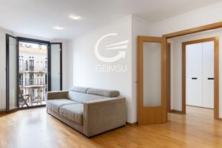 Appartement  Calle de la unió. Encanto y luz en pleno centro histórico de barcelona, junto a la