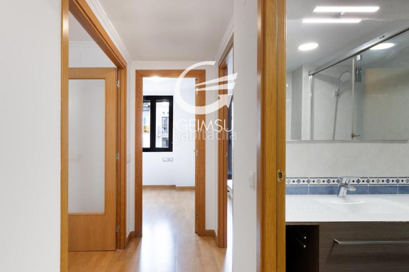 Foto c8cb8f18-17fb-4bc3-94db-2d5c07af6c32. Appartamento con parcheggio in Raval Barcelona