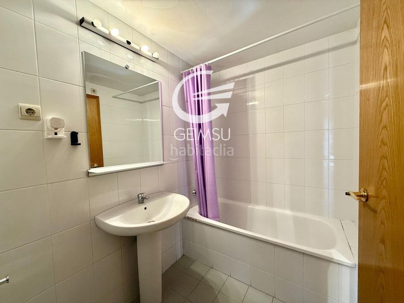 Foto aa86d663-c541-45e2-9ae9-3a91e091291d. Pis amb calefacció piscina a La Bordeta Barcelona